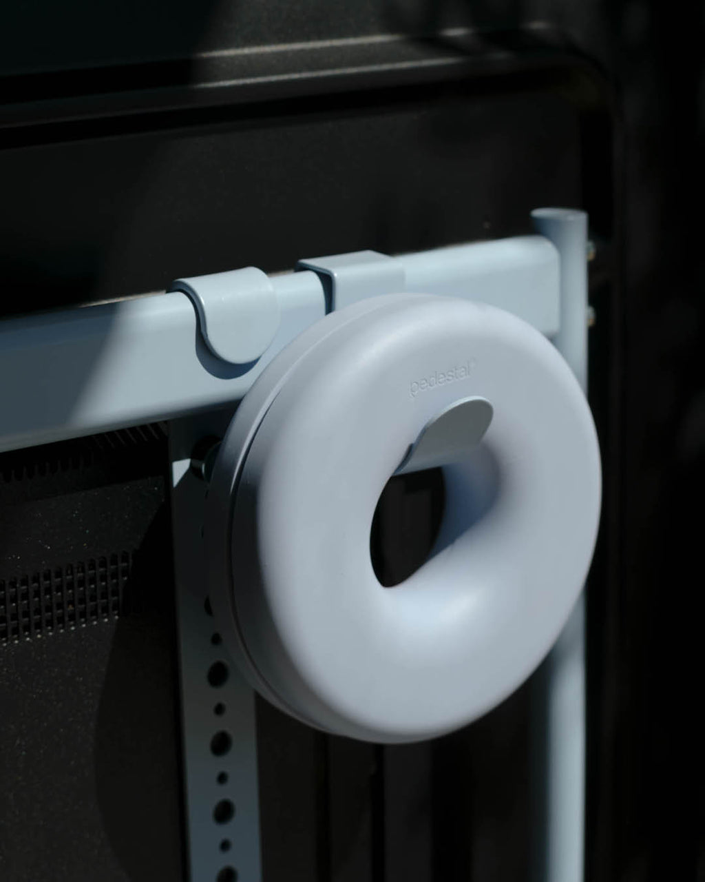 Pedestal Cable Bagel Cable Managers 042 Powder Blue