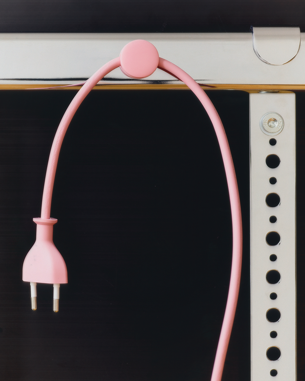 Pedestal Cable Dots Cable Managers 015 Bubble Gum